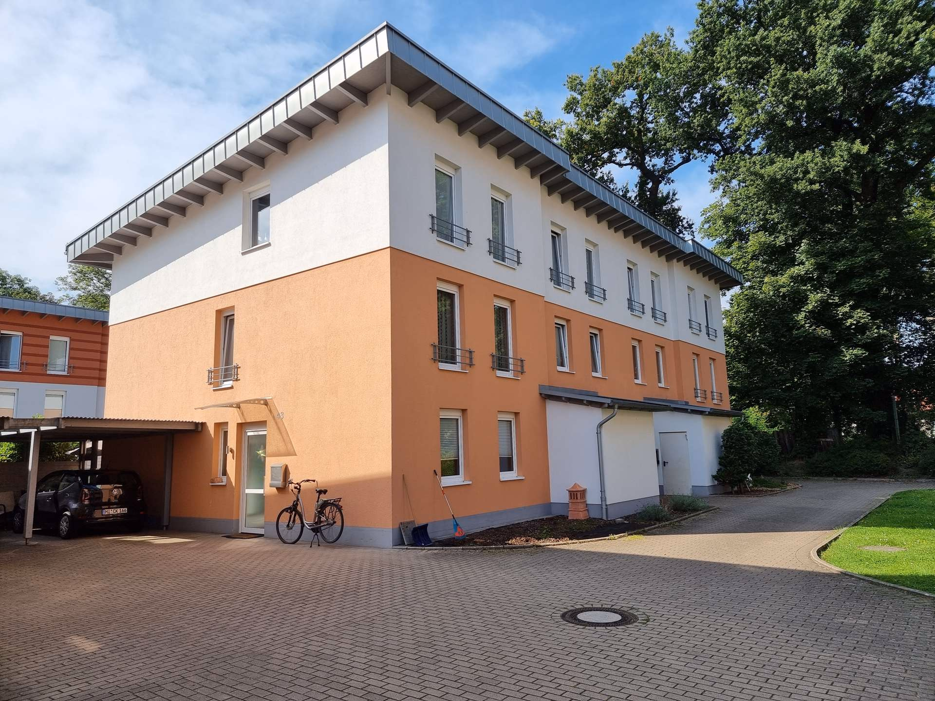 Beispiel Außenansicht Beispiel Außenansicht